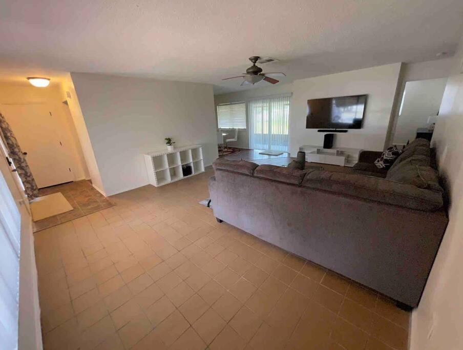 Lakeside Retreat - 3 Bedroom, 2 Bathroom House By The Lake Lakeland Εξωτερικό φωτογραφία
